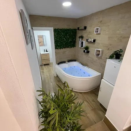 Estudio Bf Jacuzzi Jerez Jerez de la Frontera Exterior foto
