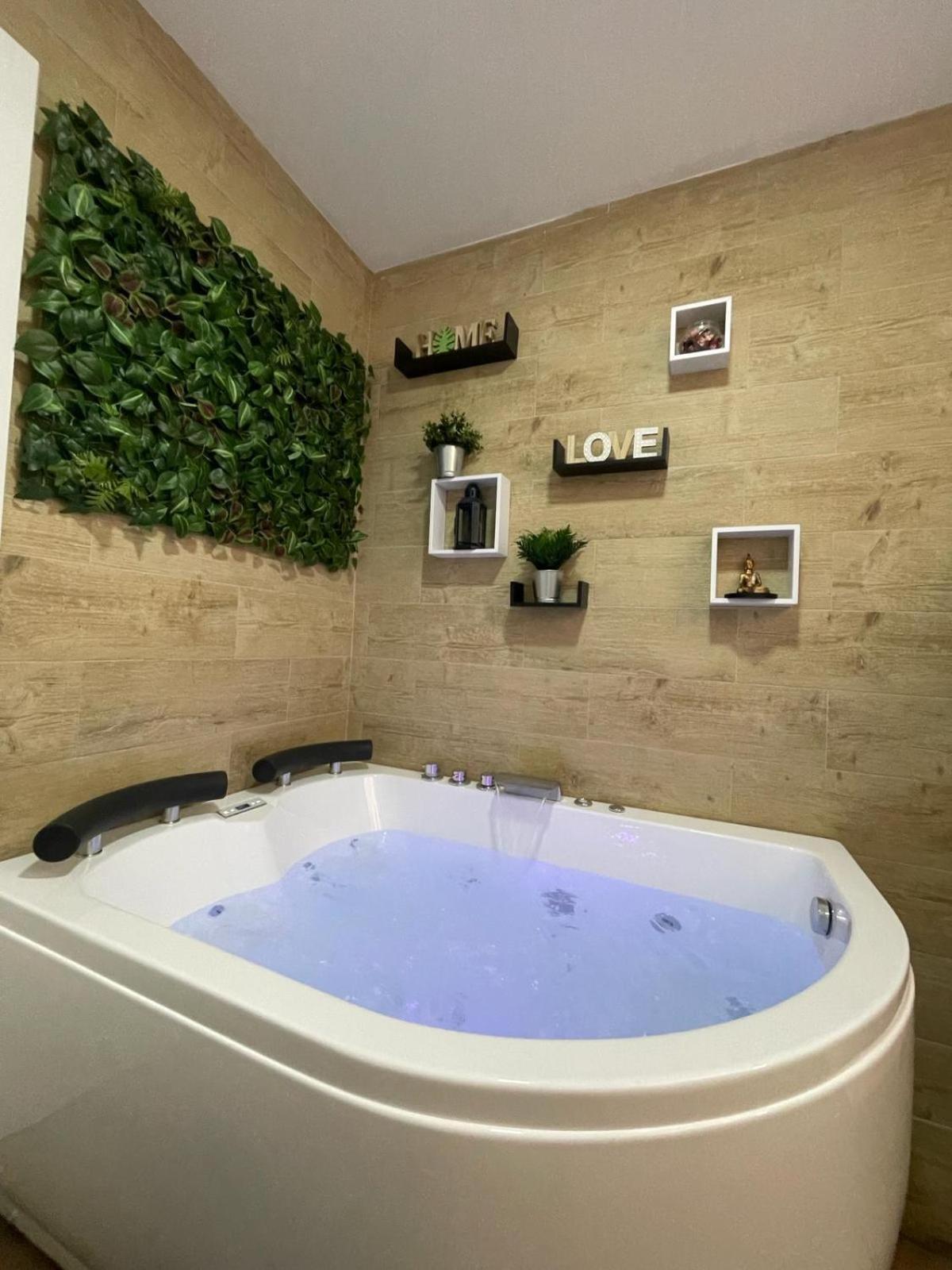Estudio Bf Jacuzzi Jerez Appartement *